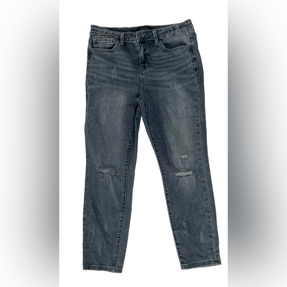 Judy Blue Shredding Up My Life Relaxed Fit Jeans Size 32 Waist JB8273 Distressed - Picture 1 of 8